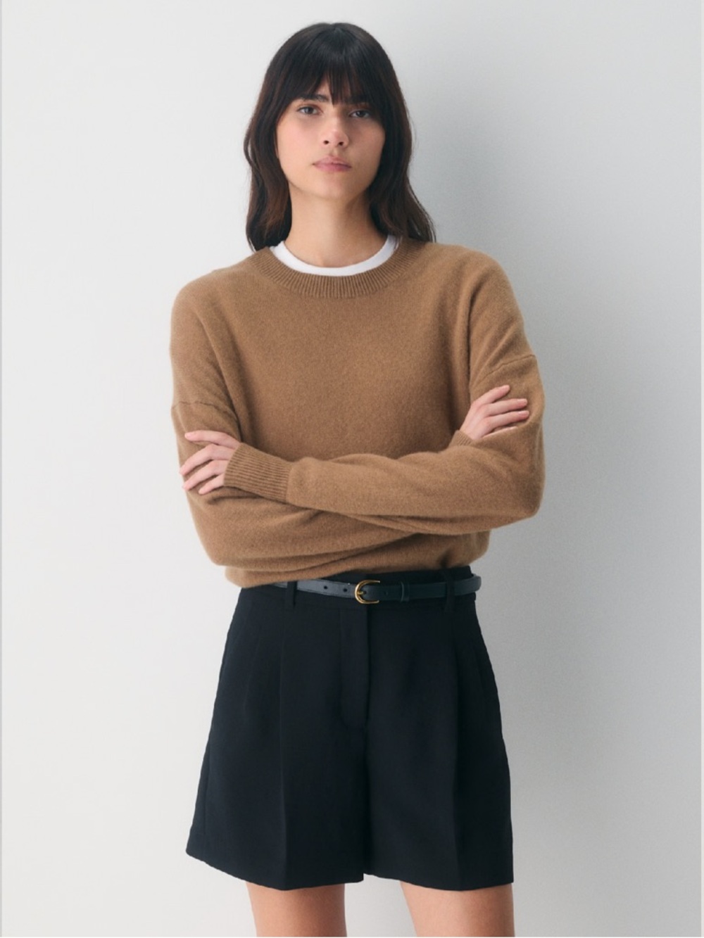 Aritzia Babton tailored black shorts small